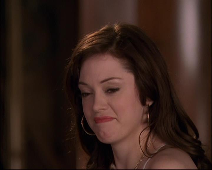 Charmed-Online_dot_net-8x01StillCharmedAndKicking0765.jpg