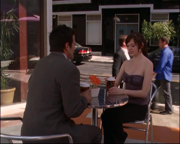 Charmed-Online_dot_net-8x01StillCharmedAndKicking1115.jpg Charmed-Online_dot_net-8x01StillCharmedAndKicking1115.jpg