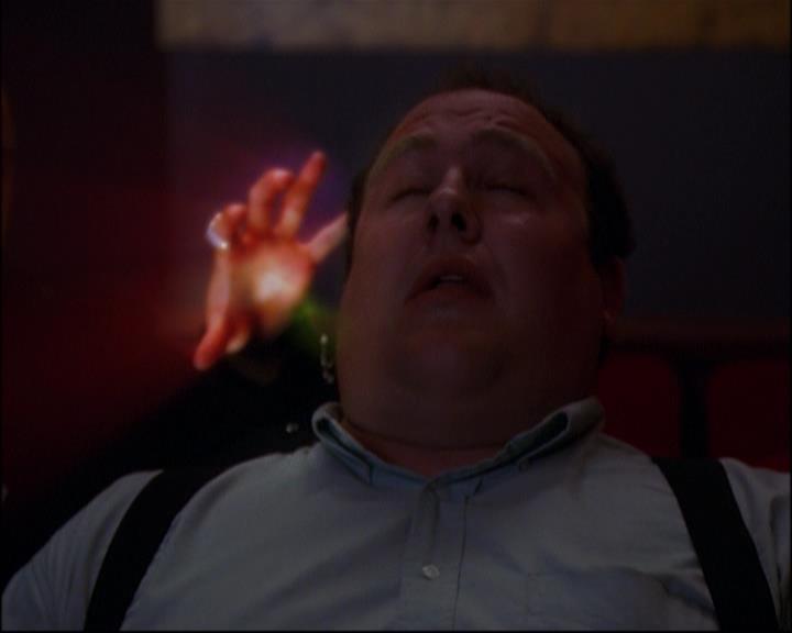 Charmed-Online_dot_net-8x01StillCharmedAndKicking1185.jpg Charmed-Online_dot_net-8x01StillCharmedAndKicking1185.jpg