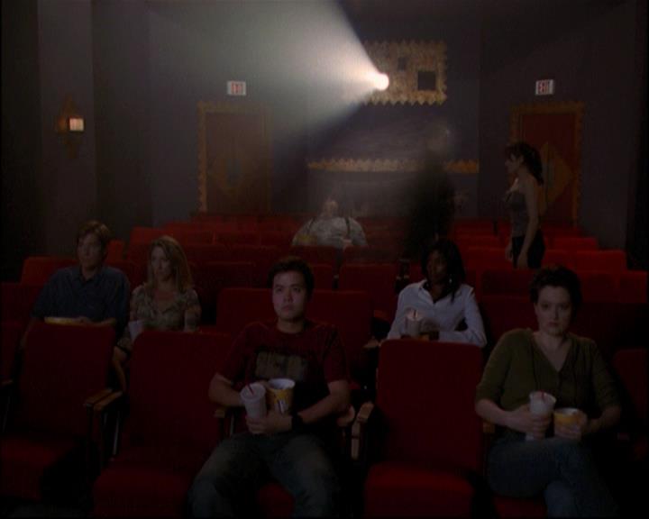 Charmed-Online_dot_net-8x01StillCharmedAndKicking1212.jpg