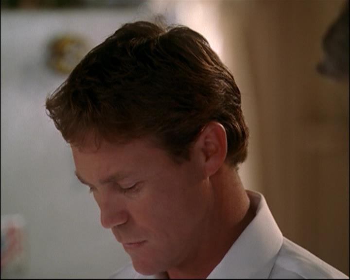 Charmed-Online_dot_net-8x01StillCharmedAndKicking1291.jpg
