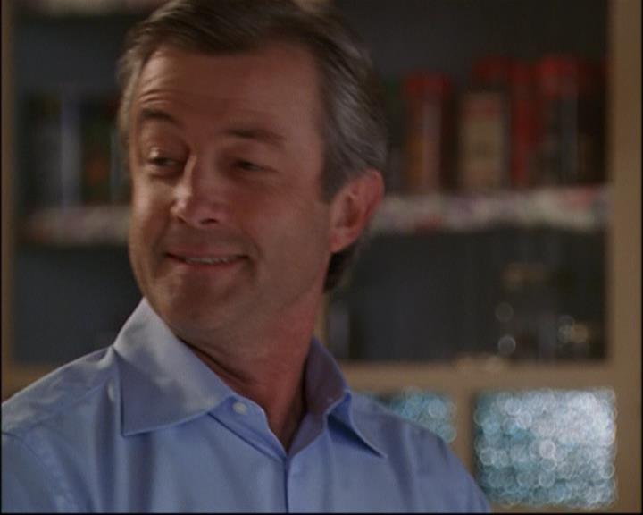 Charmed-Online_dot_net-8x01StillCharmedAndKicking1318.jpg Charmed-Online_dot_net-8x01StillCharmedAndKicking1318.jpg