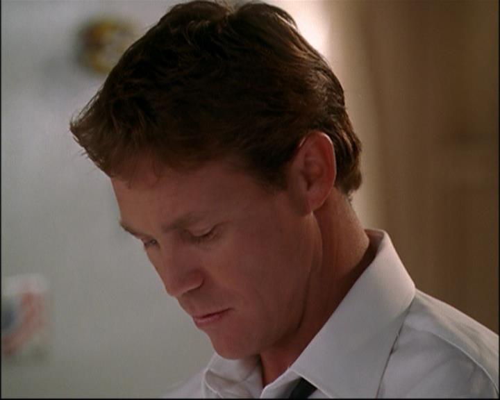 Charmed-Online_dot_net-8x01StillCharmedAndKicking1343.jpg