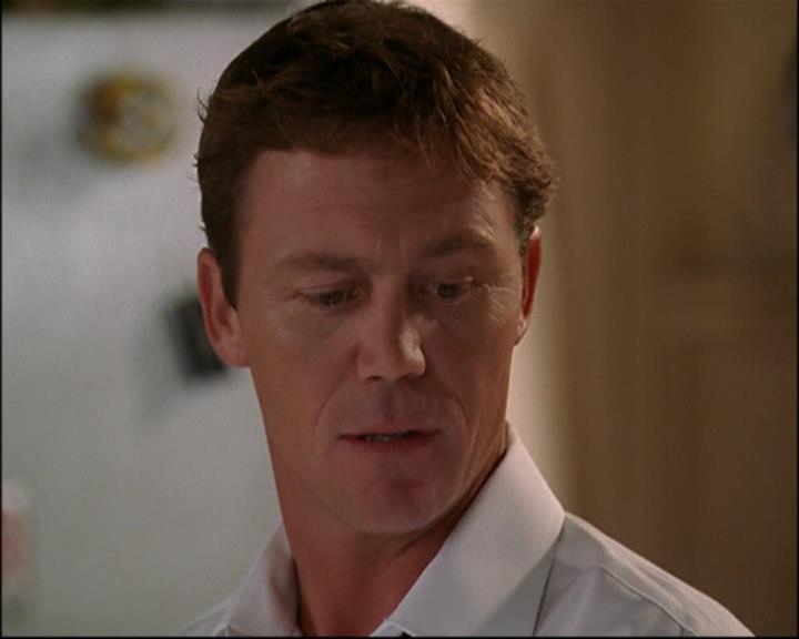 Charmed-Online_dot_net-8x01StillCharmedAndKicking1366.jpg