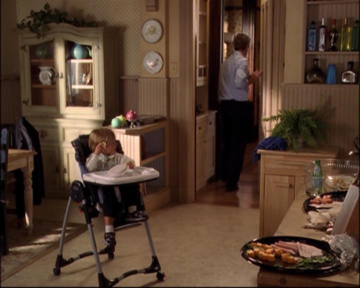 Charmed-Online_dot_net-8x01StillCharmedAndKicking1423.jpg