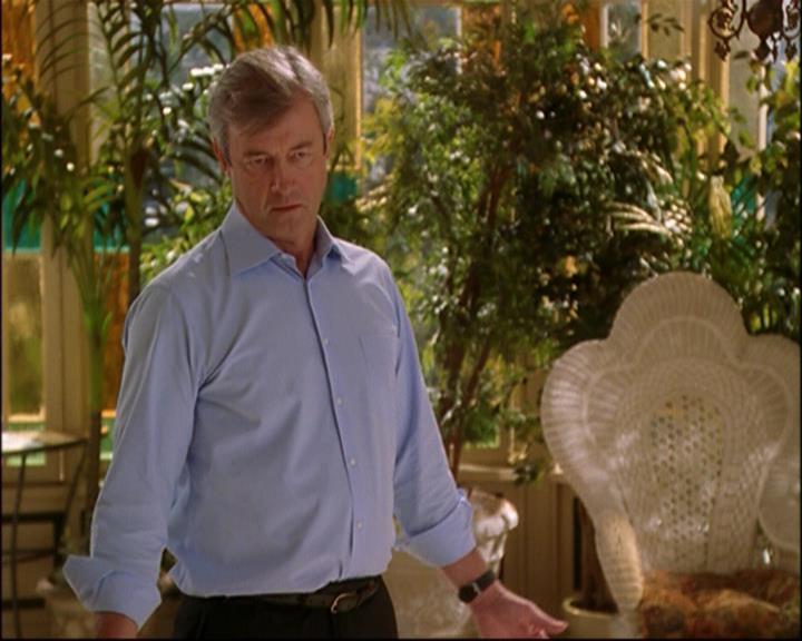 Charmed-Online_dot_net-8x01StillCharmedAndKicking1456.jpg