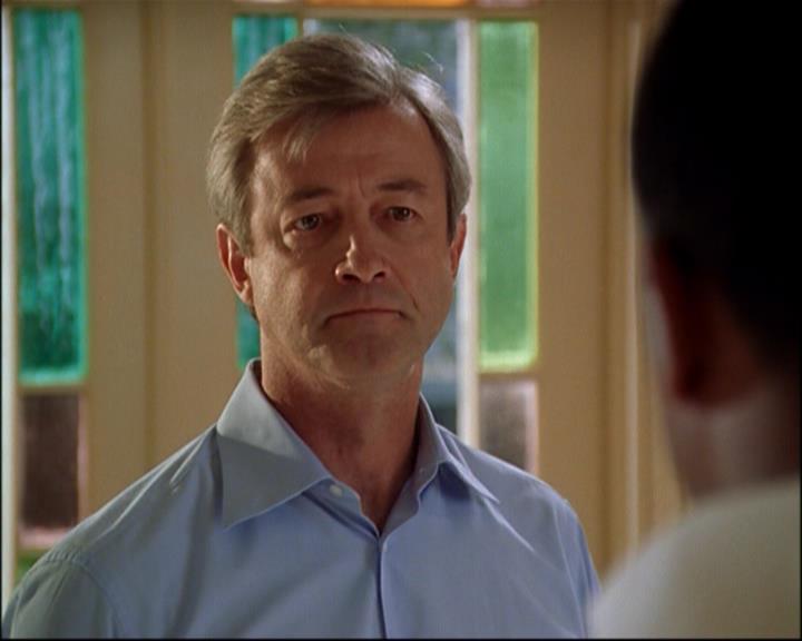 Charmed-Online_dot_net-8x01StillCharmedAndKicking1588.jpg