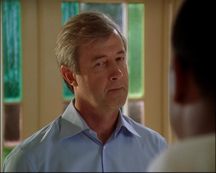 Charmed-Online_dot_net-8x01StillCharmedAndKicking1592.jpg