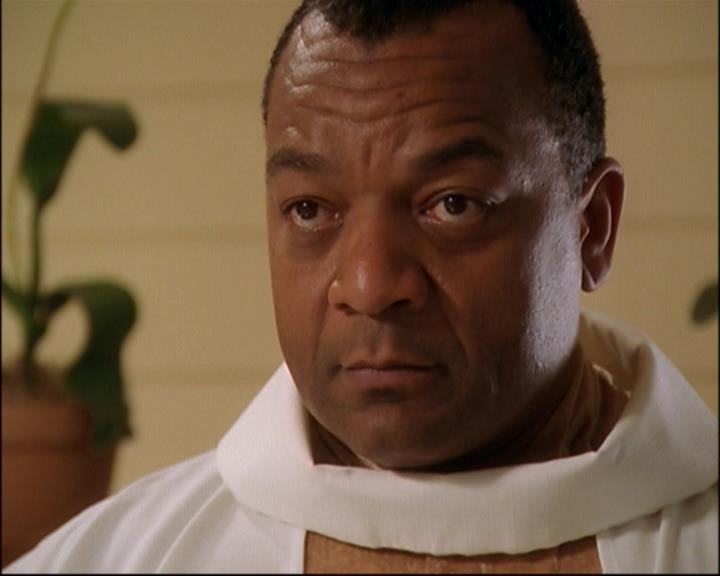 Charmed-Online_dot_net-8x01StillCharmedAndKicking1601.jpg Charmed-Online_dot_net-8x01StillCharmedAndKicking1601.jpg