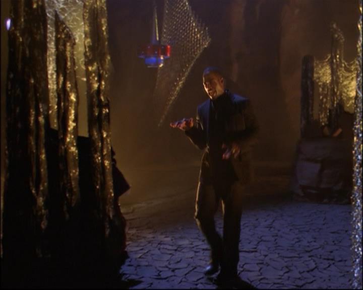 Charmed-Online_dot_net-8x01StillCharmedAndKicking1638.jpg Charmed-Online_dot_net-8x01StillCharmedAndKicking1638.jpg