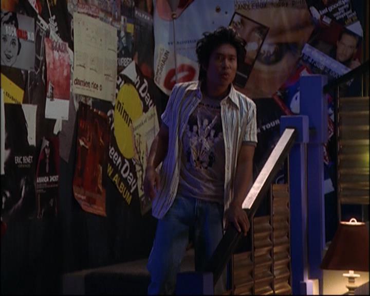 Charmed-Online_dot_net-8x01StillCharmedAndKicking1702.jpg