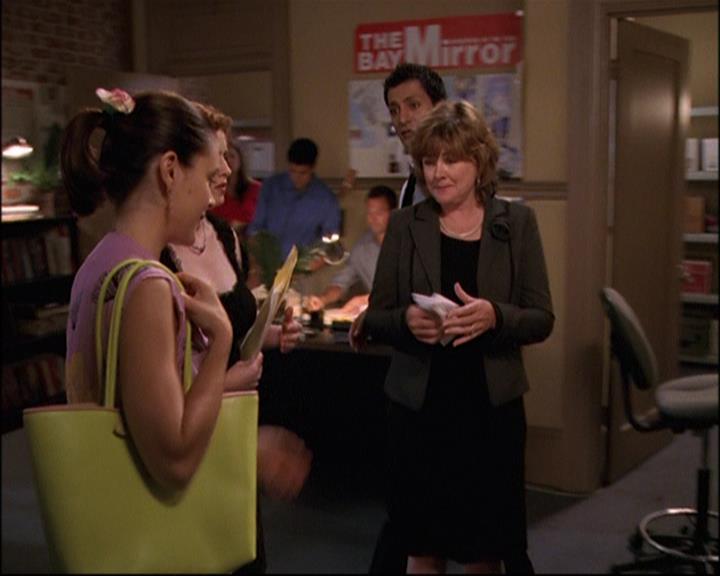 Charmed-Online_dot_net-8x01StillCharmedAndKicking1806.jpg Charmed-Online_dot_net-8x01StillCharmedAndKicking1806.jpg