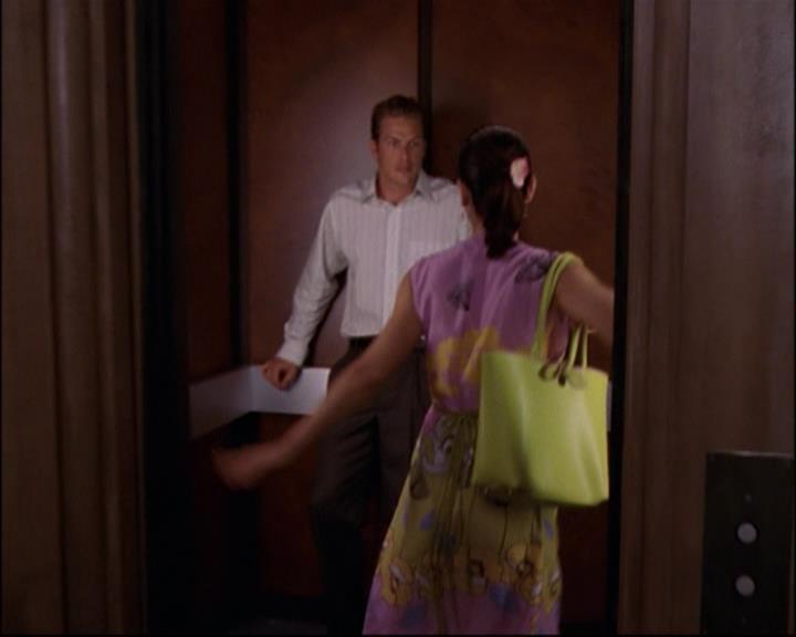 Charmed-Online_dot_net-8x01StillCharmedAndKicking1894.jpg Charmed-Online_dot_net-8x01StillCharmedAndKicking1894.jpg