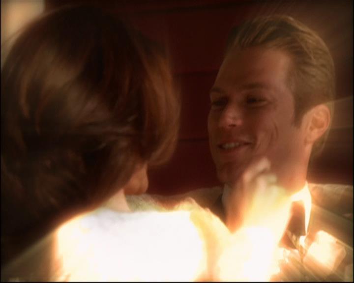 Charmed-Online_dot_net-8x01StillCharmedAndKicking1960.jpg