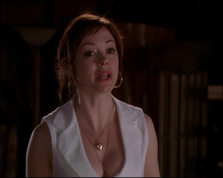 Charmed-Online_dot_net-8x01StillCharmedAndKicking2070.jpg