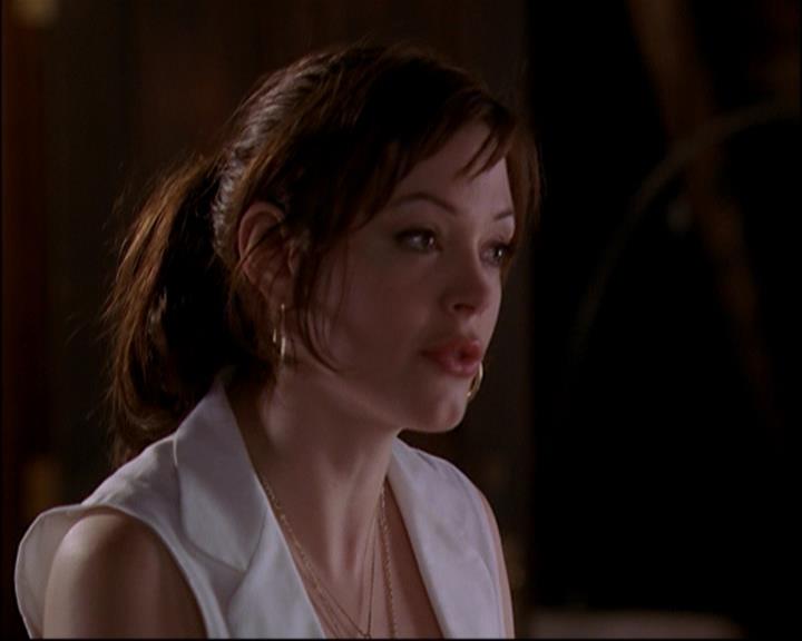 Charmed-Online_dot_net-8x01StillCharmedAndKicking2101.jpg Charmed-Online_dot_net-8x01StillCharmedAndKicking2101.jpg