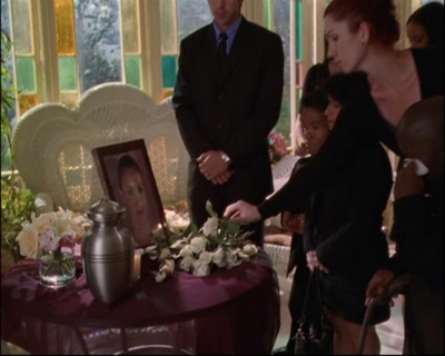 Charmed-Online_dot_net-8x01StillCharmedAndKicking0034.jpg