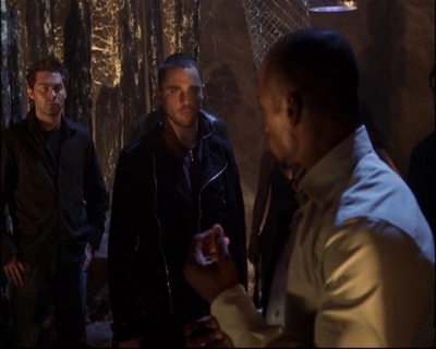 Charmed-Online_dot_net-8x01StillCharmedAndKicking0411.jpg