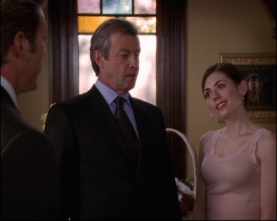 Charmed-Online_dot_net-8x01StillCharmedAndKicking0550.jpg