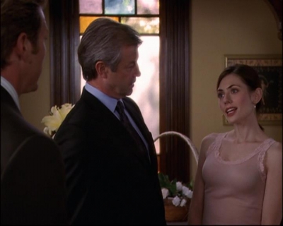 Charmed-Online_dot_net-8x01StillCharmedAndKicking0551.jpg