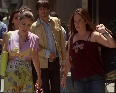 Charmed-Online_dot_net-8x01StillCharmedAndKicking0903.jpg