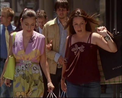 Charmed-Online_dot_net-8x01StillCharmedAndKicking0905.jpg