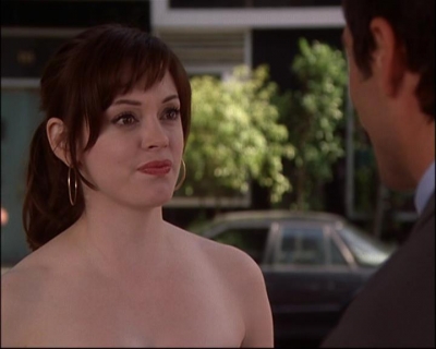 Charmed-Online_dot_net-8x01StillCharmedAndKicking1099.jpg