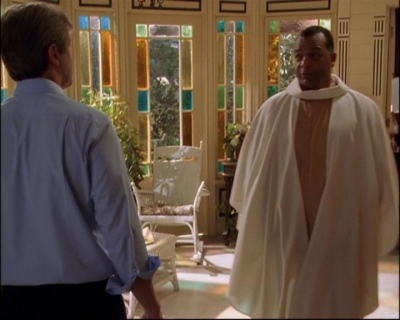 Charmed-Online_dot_net-8x01StillCharmedAndKicking1477.jpg