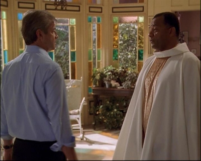 Charmed-Online_dot_net-8x01StillCharmedAndKicking1481.jpg