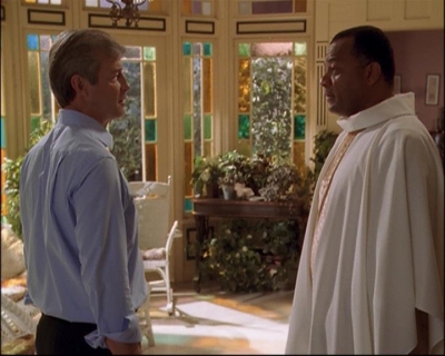 Charmed-Online_dot_net-8x01StillCharmedAndKicking1492.jpg