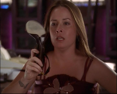 Charmed-Online_dot_net-8x01StillCharmedAndKicking1735.jpg