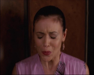 Charmed-Online_dot_net-8x01StillCharmedAndKicking1978.jpg