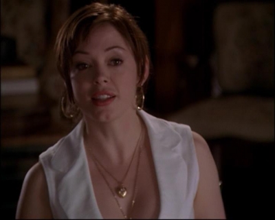 Charmed-Online_dot_net-8x01StillCharmedAndKicking2129.jpg