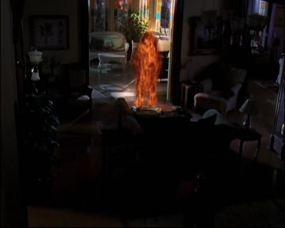 Charmed-Online_dot_net-8x01StillCharmedAndKicking2181.jpg