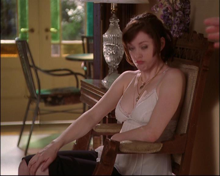 Charmed-Online-dot-net_802MaliceInWonderland0283.jpg