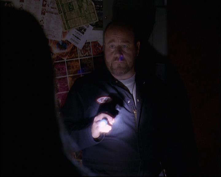 Charmed-Online-dot-net_802MaliceInWonderland0880.jpg