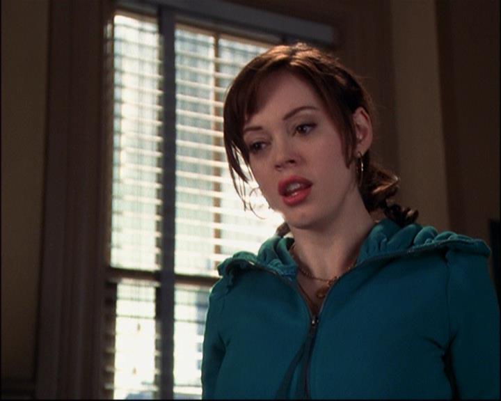 Charmed-Online-dot-net_802MaliceInWonderland1014.jpg