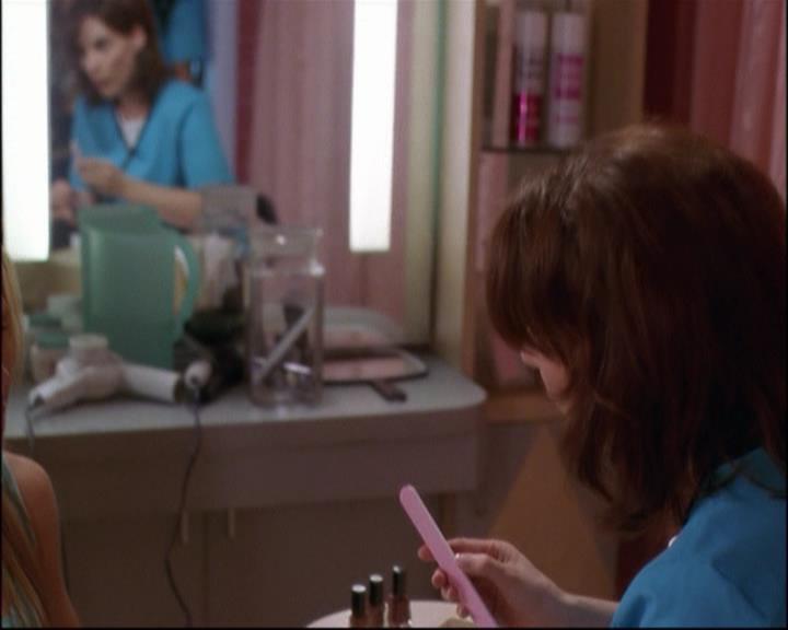 Charmed-Online-dot-net_802MaliceInWonderland1047.jpg