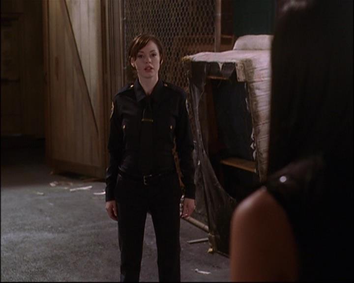 Charmed-Online-dot-net_802MaliceInWonderland1188.jpg