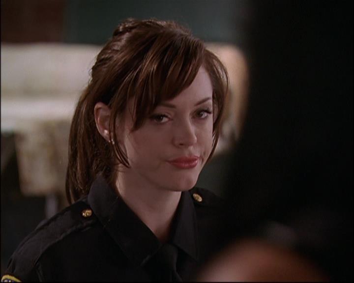 Charmed-Online-dot-net_802MaliceInWonderland1199.jpg