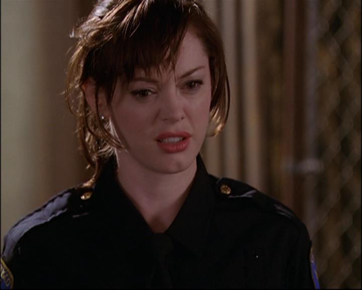 Charmed-Online-dot-net_802MaliceInWonderland1226.jpg