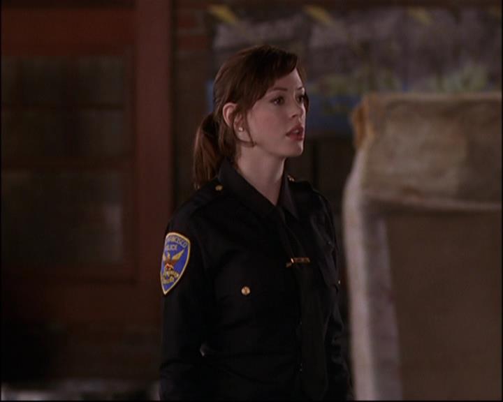 Charmed-Online-dot-net_802MaliceInWonderland1241.jpg