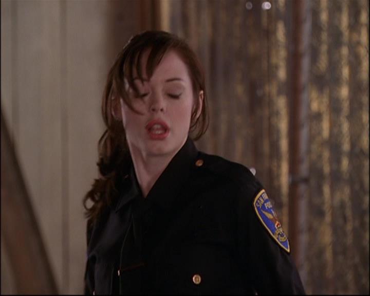 Charmed-Online-dot-net_802MaliceInWonderland1243.jpg