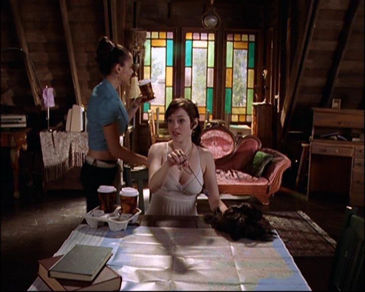 Charmed-Online-dot-net_802MaliceInWonderland1253.jpg