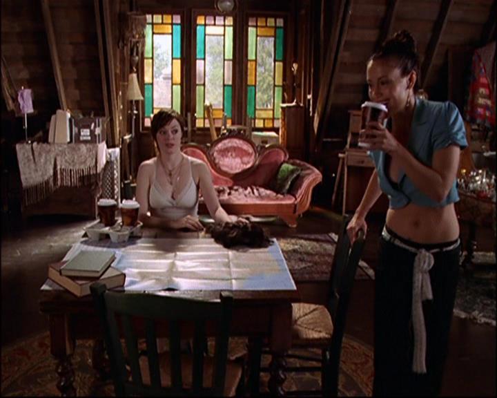 Charmed-Online-dot-net_802MaliceInWonderland1257.jpg