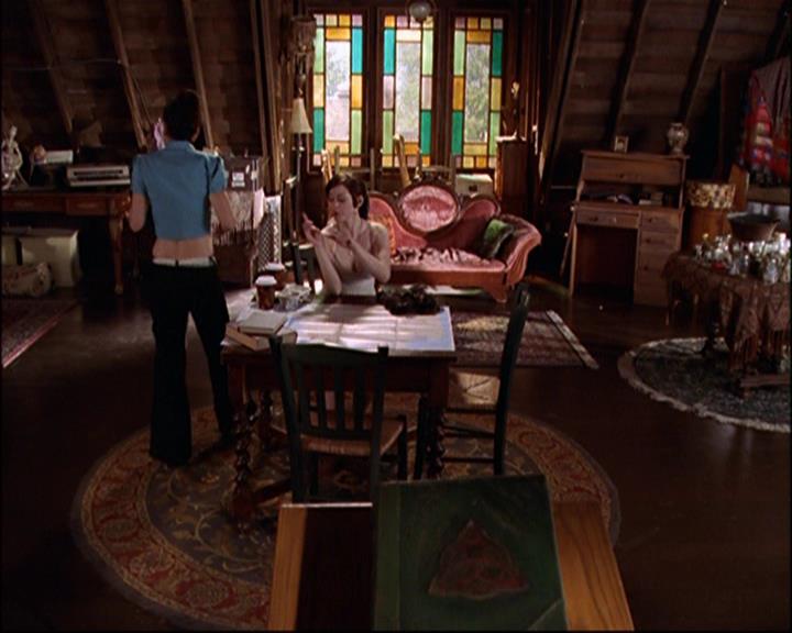 Charmed-Online-dot-net_802MaliceInWonderland1274.jpg