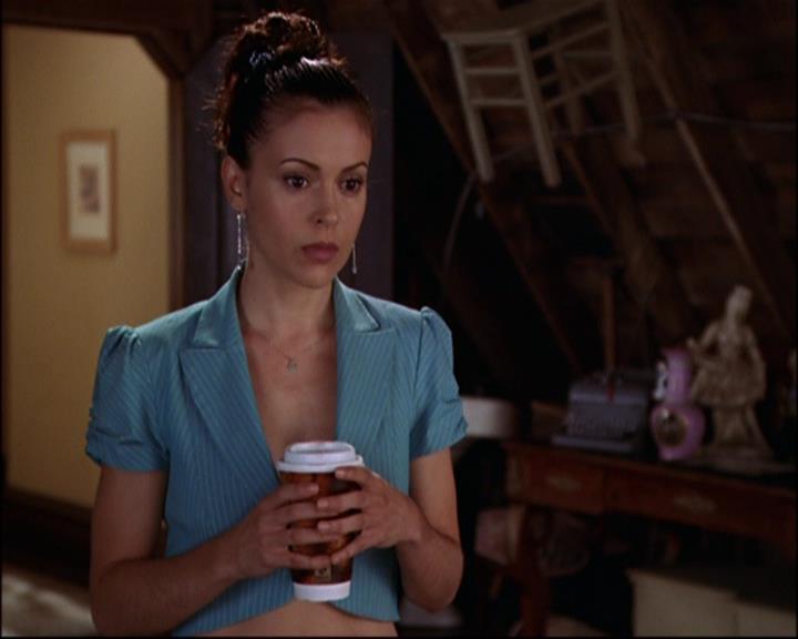 Charmed-Online-dot-net_802MaliceInWonderland1293.jpg