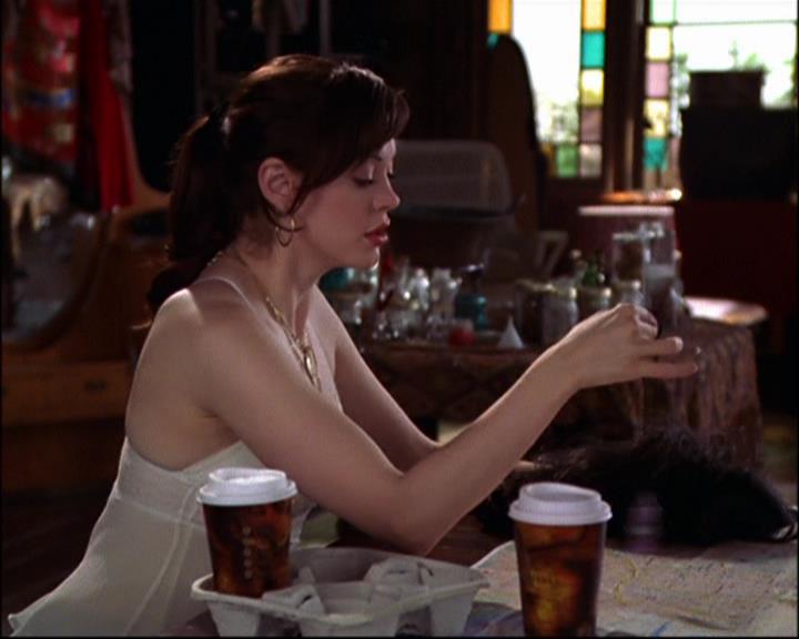 Charmed-Online-dot-net_802MaliceInWonderland1368.jpg