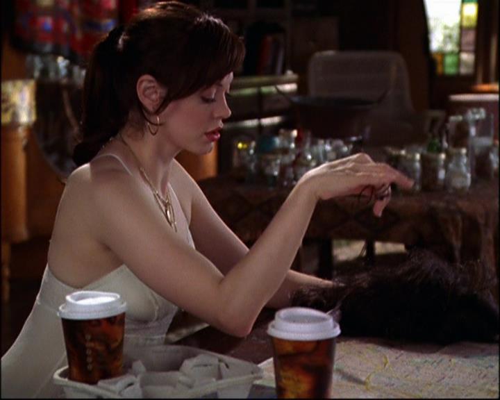 Charmed-Online-dot-net_802MaliceInWonderland1370.jpg