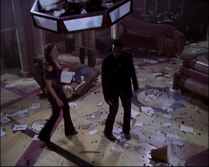Charmed-Online-dot-net_802MaliceInWonderland1379.jpg